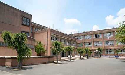 門真市立東小学校 650ｍ(徒歩9分)