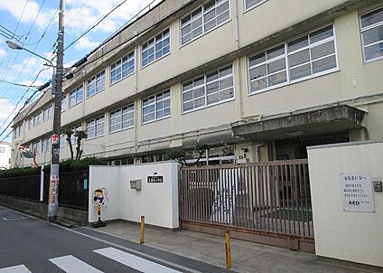 東大阪市立長瀬東小学校 190ｍ(徒歩3分)