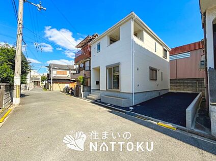 現地写真（前道含む外観）