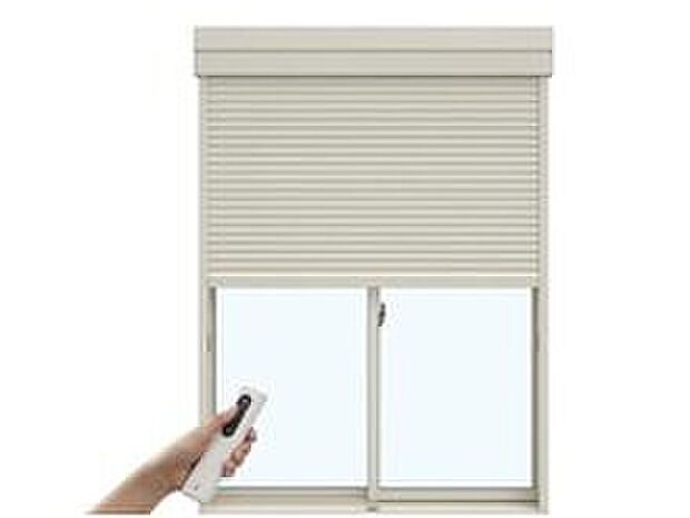 【【リモコン付き電動シャッター】】リモコン1つで簡単に操作!テレビやエアコンのリモコンのように、シンプルなワンタッチ操作で、毎日の開け閉めを操作できます。
家事がひと段落ついたら、自分時間を満喫するチャンスですね!