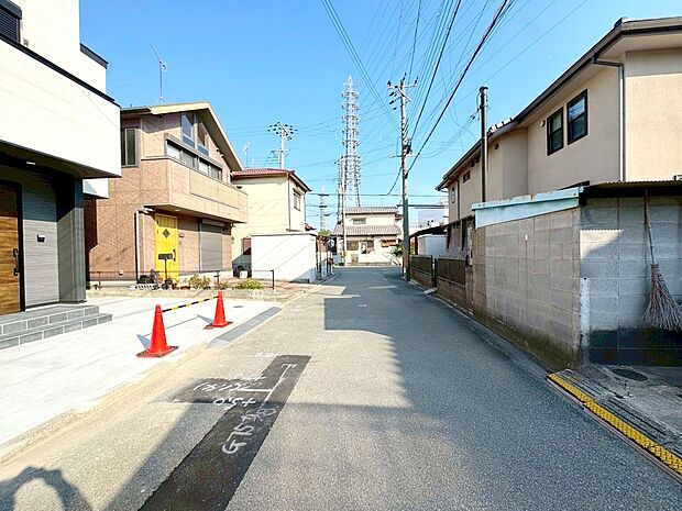 【前面道路】 (撮影日:2025/9/1)