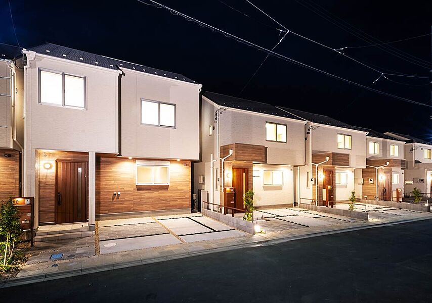 豊かな居住性とクオリティが見事に調和した住空間は住まうことの喜びを感じさせてくれます。
