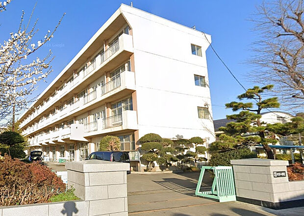 北野小学校(約800m)