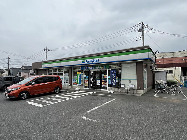 ファミリーマート狭山台二丁目店（約450m）