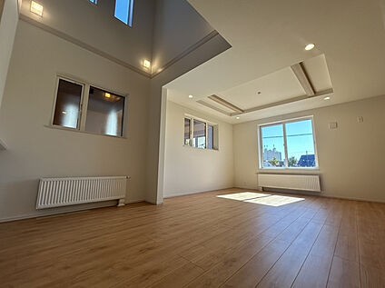 (2)号棟内観写真