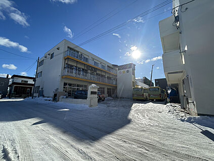 西野札幌幼稚園 290m