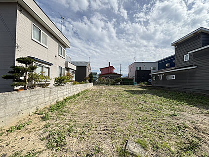 現地外観写真（庭）