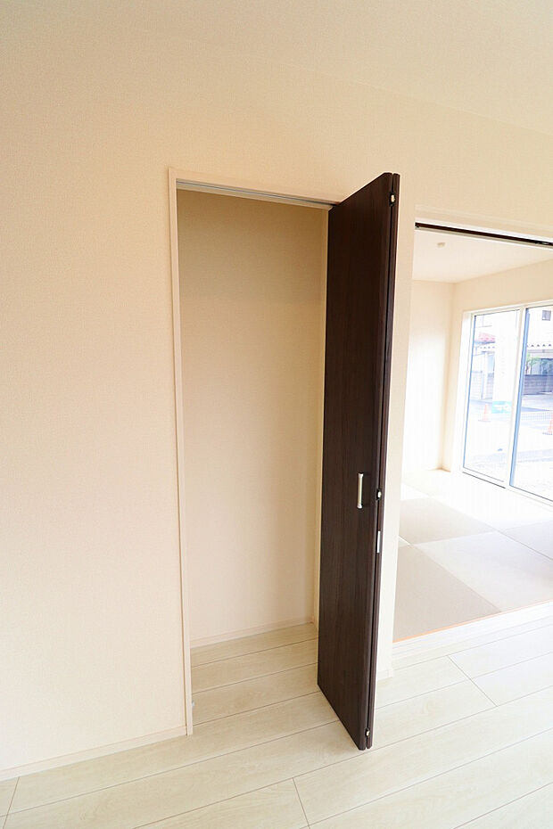 【【1号棟リビング収納】】リビングがいつでもすっきり♪片付けが楽になる習慣収納！