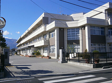 田富中学校 1205m
