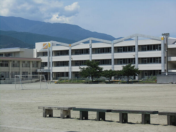 大明小学校(約1,035m)