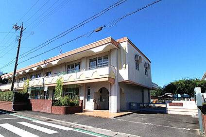 起保育園 700m