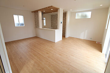 ブルーミングガーデン 佐伯区屋代1丁目1棟 その他