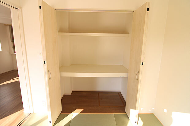 【和室押し入れ】3段でたっぷり収納可能です!