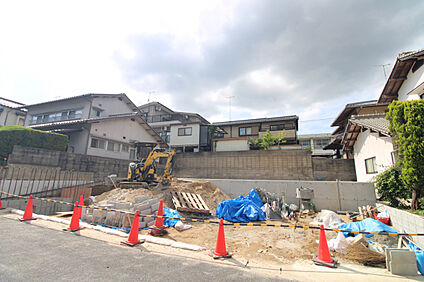 前面道路から見た宅地
