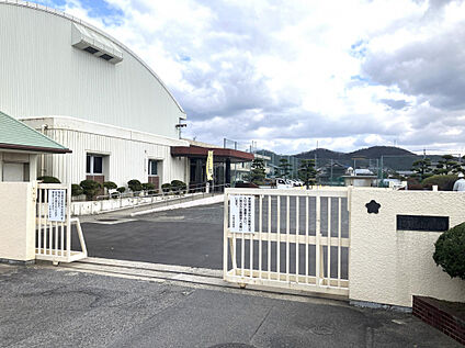 岡山市立平島小学校 1400m