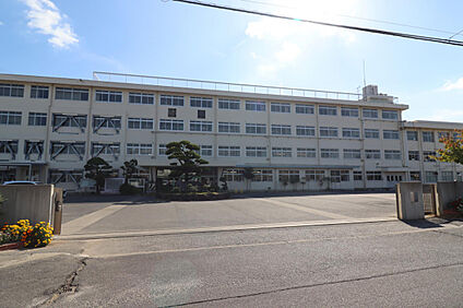 岡山市立幡多小学校 1200m