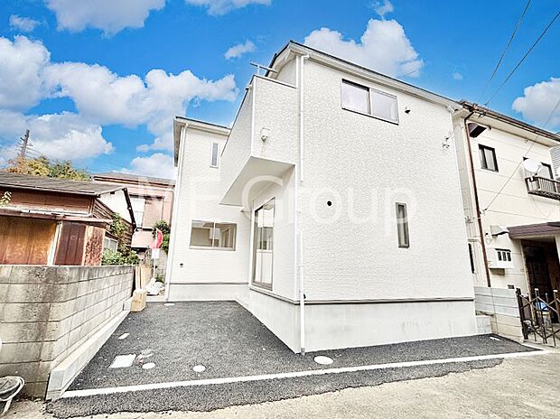 溢れる陽光でご家族の笑顔も輝く  