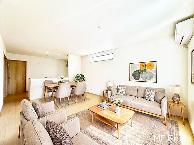 落ち着いた雰囲気のＬＤＫは家族みんなの快適空間※家具はCGです  