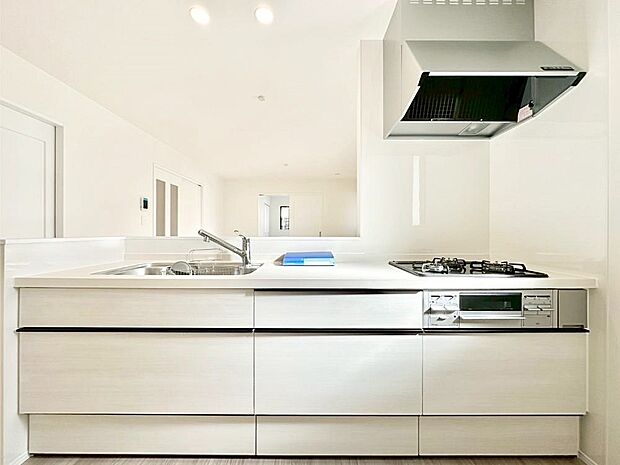 ゆとりあるキッチンではご家族と楽しくお料理ができます。