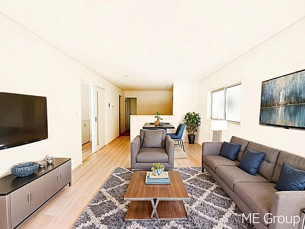 落ち着いた雰囲気のリビングは家族みんなの快適空間です ※家具はCGです