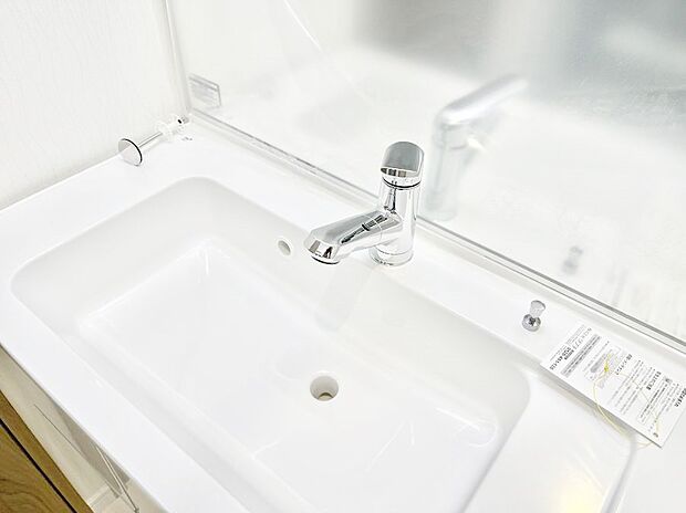 【ハンドシャワー水栓】ハンドシャワー付き!使いやすい洗面台。
