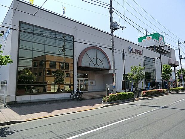 ライフ竹の塚店(約600m・徒歩8分)