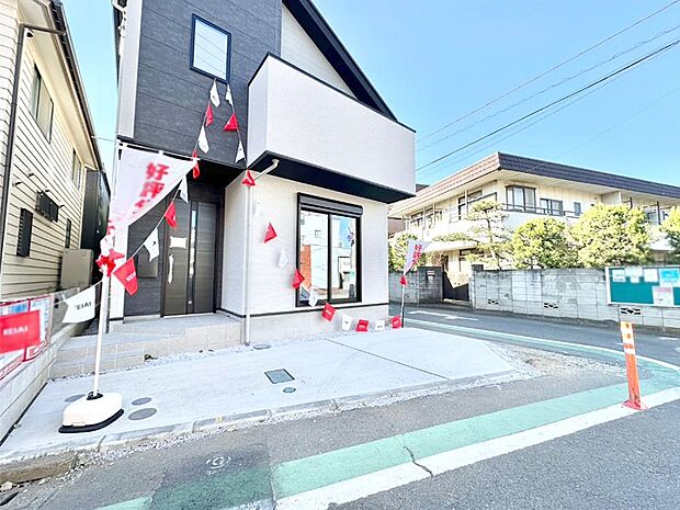 【駐車場】生活に欠かせない駐車スペース。