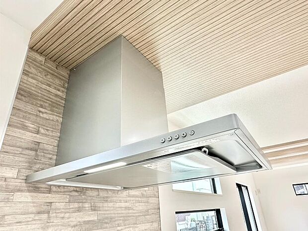 【その他設備(レンジフード)】基本的なお手入れはフィルターのみ！お手入れのしやすさも魅力です。