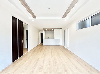 リビングダイニング