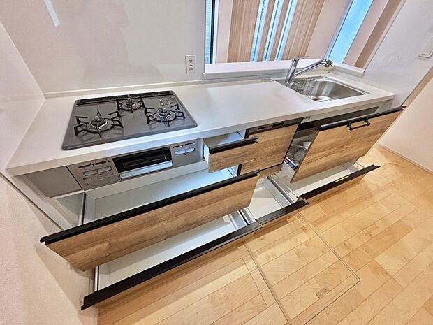 【その他設備(スライド収納)】使いやすさを優先したスライド式収納タイプ！