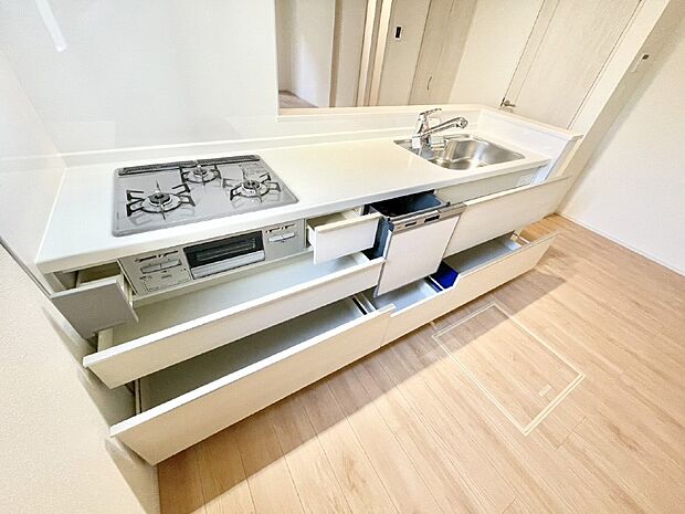 【その他設備(スライド収納)】使いやすさを優先したスライド式収納タイプ！