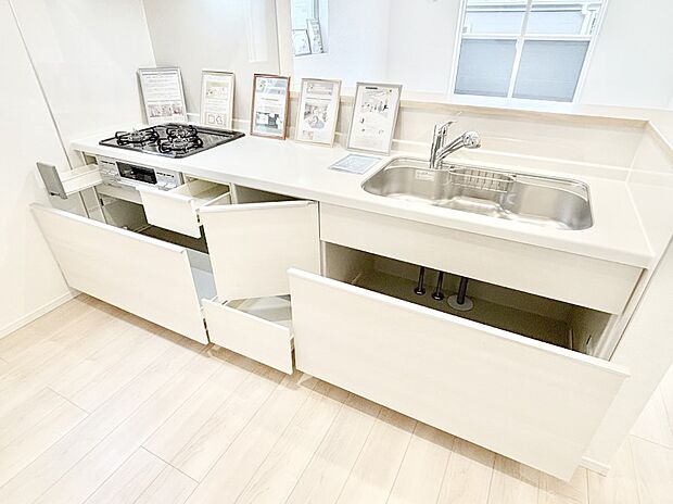 【その他設備(スライド収納)】使いやすさを優先したスライド式収納タイプ！