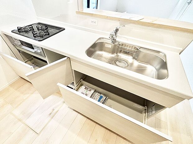 【スライド収納】使いやすさを優先したスライド式収納タイプ！