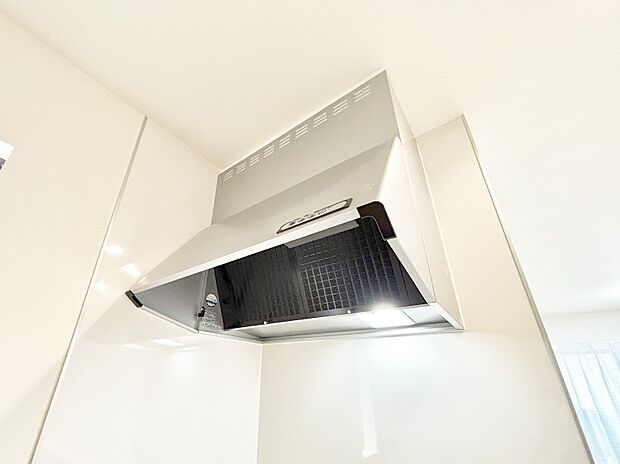 【レンジフード】基本的なお手入れはフィルターのみ！お手入れのしやすさも魅力です。