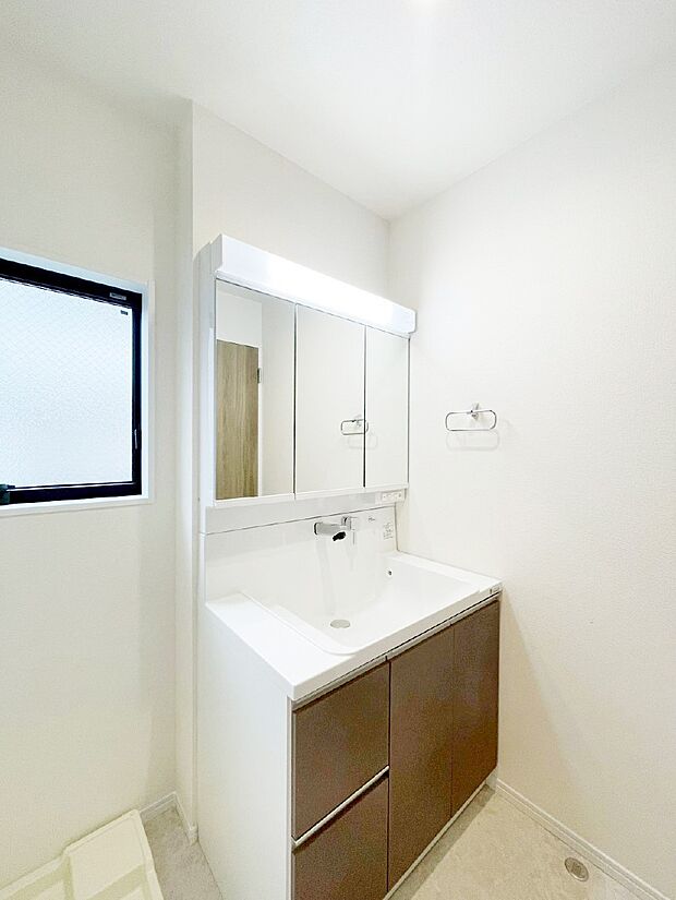 【ランドリースペース】広々とゆとりのあるランドリースペース