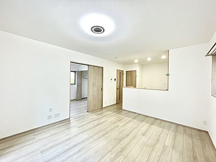 リビングダイニング