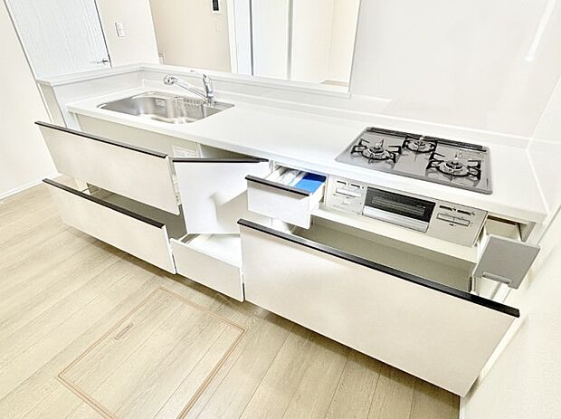 【スライド収納】使いやすさを優先したスライド式収納タイプ！