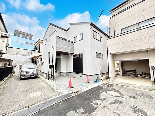 【現地外観写真】「無料オンライン相談」受付中！洗練された外観