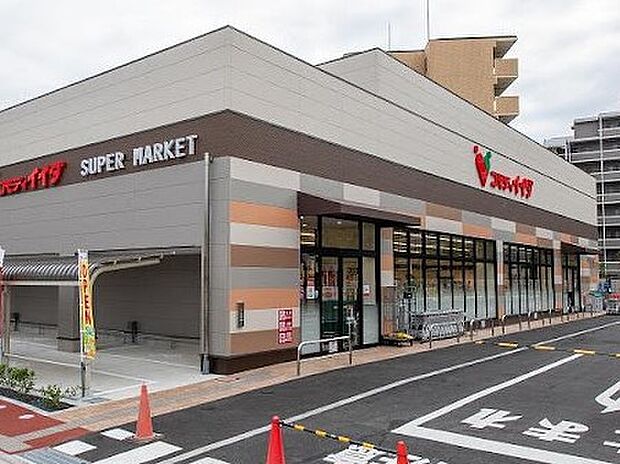 コモディイイダ 西保木間店（約700m・徒歩9分）