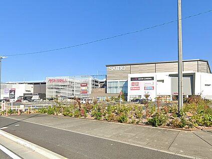 イオンモール川口 1100m(14分)