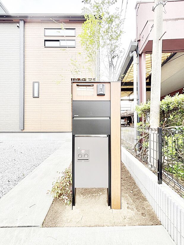 【その他現地】「無料オンライン相談」受付中！表札・インターホン・ポストをひとつに集約