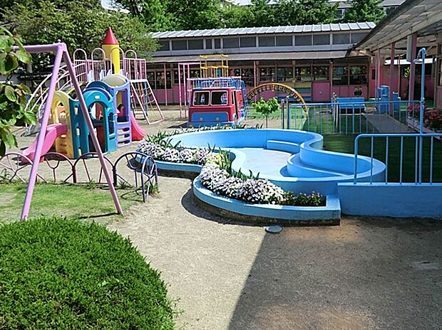 清月幼稚園(約300m)