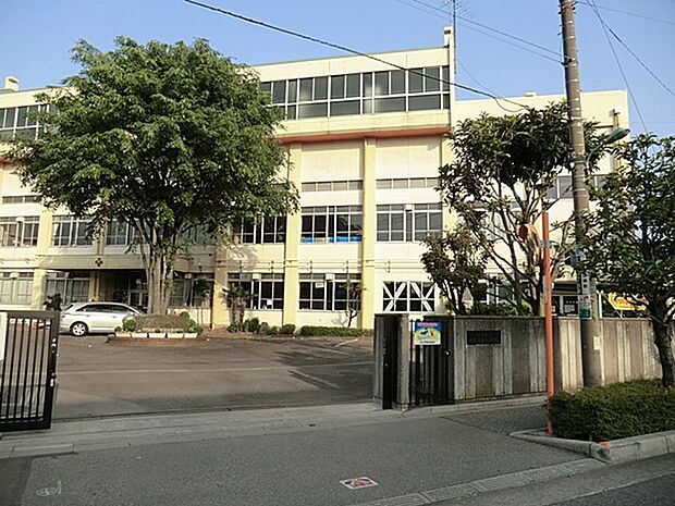 川口市立十二月田小学校(約850m・徒歩11分)