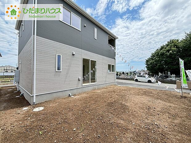 【庭】《3号棟》お庭付物件になります!お庭遊びや、プールなどお子様も大喜び(^^)