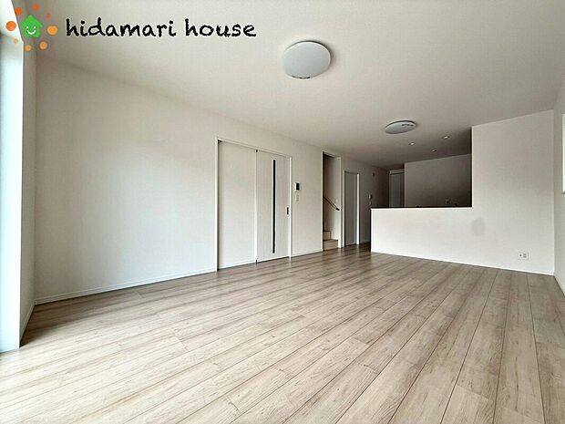 A号棟　LDK：19.75帖