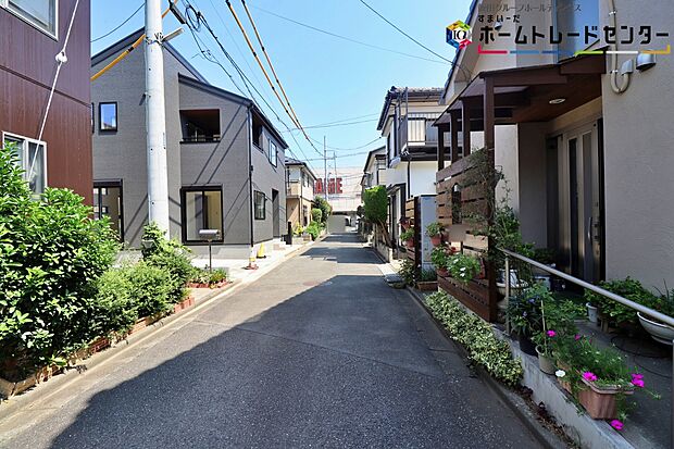 ひとたび扉を開けばそこに待っているのは上質な空間とマイホームでの新生活をイメージさせる優雅なひととき。「この家なら…」ではなく「ここに住みたい♪」と思う感動をお届けいたします。