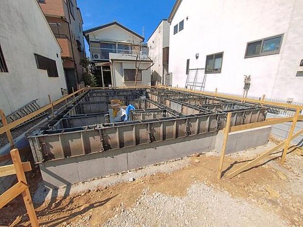 住宅性能評価で耐震等級3(最高等級)を取得!お客様を守る大切な住宅だからこそ、第三者の検査を受けて安心して住んでいただける住宅をご案内させて頂きます。その頑丈さを、ぜひ現地にてご体感くださいませ。