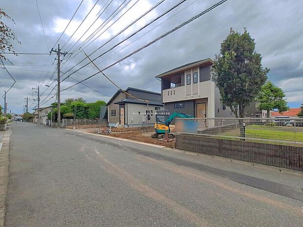 ひとたび扉を開けばそこに待っているのは上質な空間とマイホームでの新生活をイメージさせる優雅なひととき。「この家なら…」ではなく「ここに住みたい♪」と思う感動をお届けいたします。