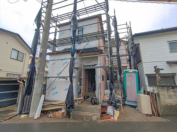 住宅性能評価で耐震等級３（最高等級）を取得！お客様を守る大切な住宅だからこそ、第三者の検査を受けて快適にお住まいいただける住宅をご案内させていただきます。その頑丈さを、ぜひ現地にてご体感くださいませ。
