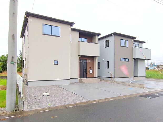 【現地外観写真】お子様から「自分の部屋がほしい…」そんな成長もうれしいこの頃。お子様のさらなる成長を共に見守る新築マイホーム。お子様が巣立った後も、豊かな人生も支えてくれる。パートナーのような住まいです☆